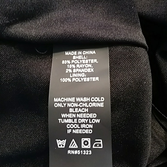 VINCE CAMUTO SLEEVELESS TOP - Picture 7 of 8